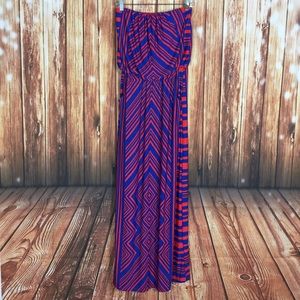 Silvergate SM Chevron Strapless Pocket Maxi Dress
